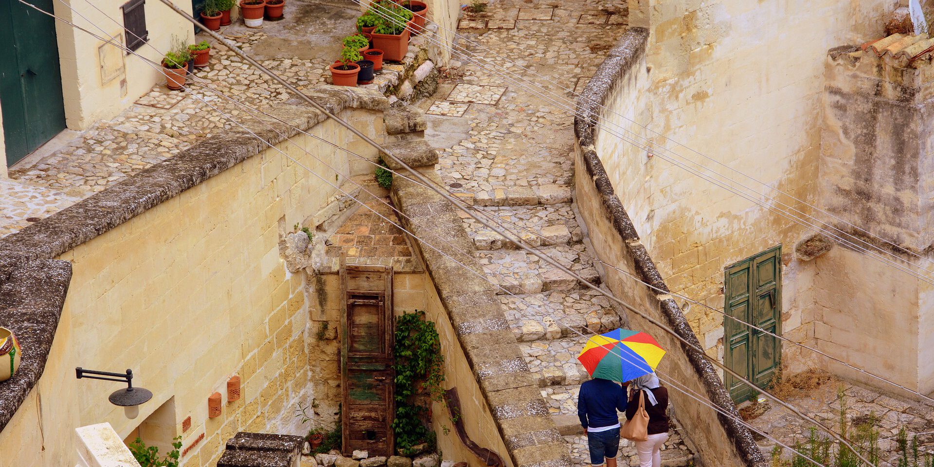 stairs-4388963_1920